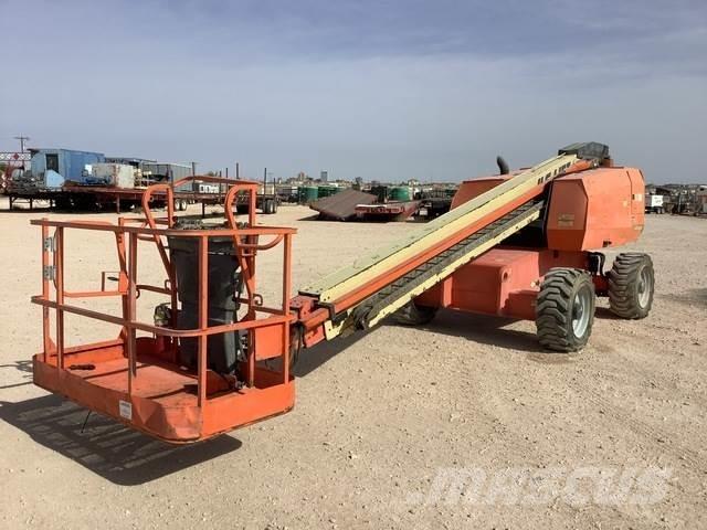 JLG 600S Telescopic boom lifts