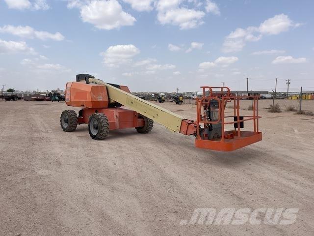 JLG 600S Telescopic boom lifts
