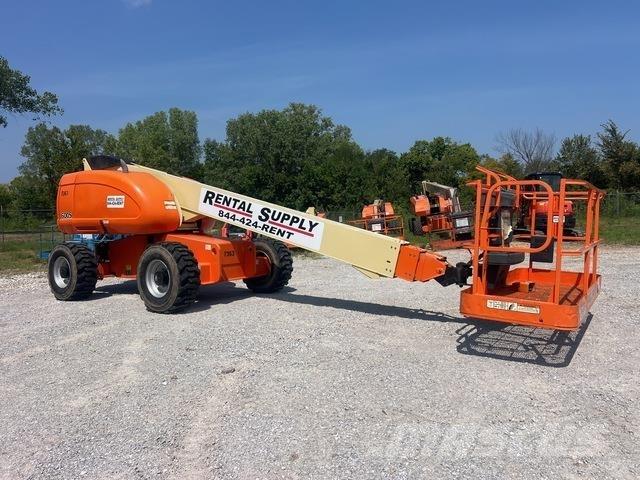 JLG 600S Telescopic boom lifts