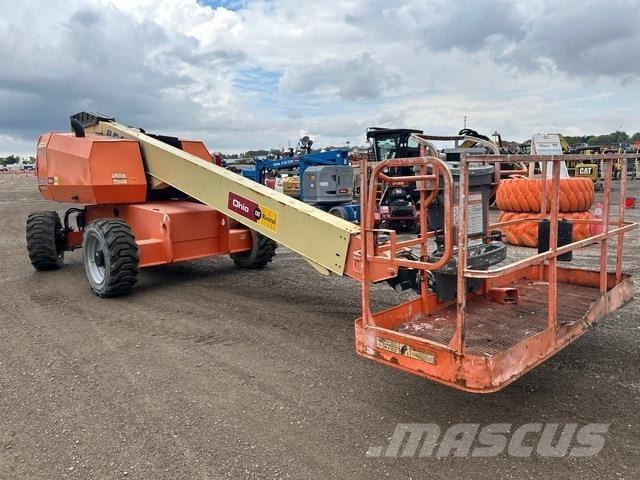 JLG 600S Telescopic boom lifts