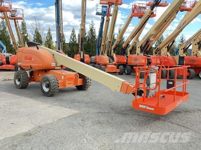 JLG 600S Telescopic boom lifts