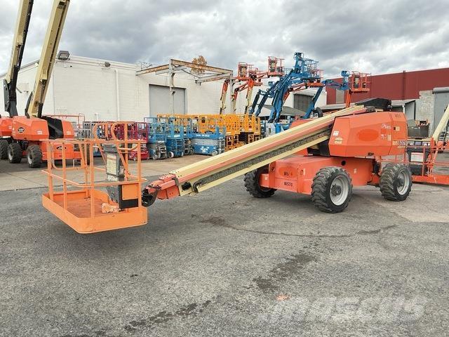 JLG 600S Telescopic boom lifts