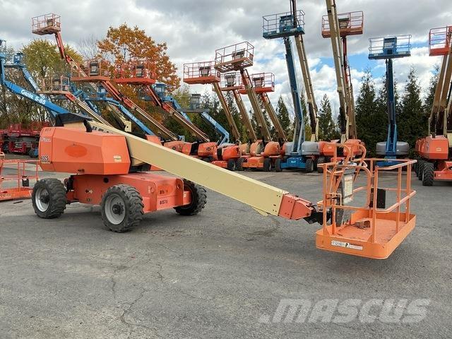 JLG 600S Telescopic boom lifts
