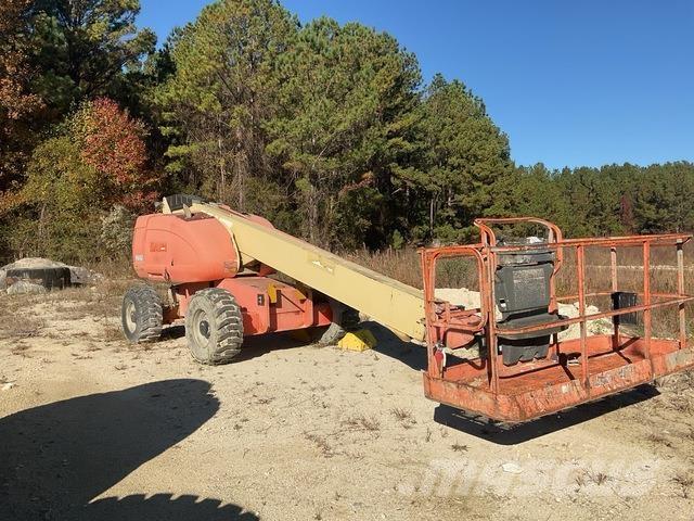 JLG 600S Telescopic boom lifts