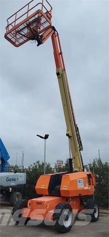 JLG 660SJ Telescopic boom lifts