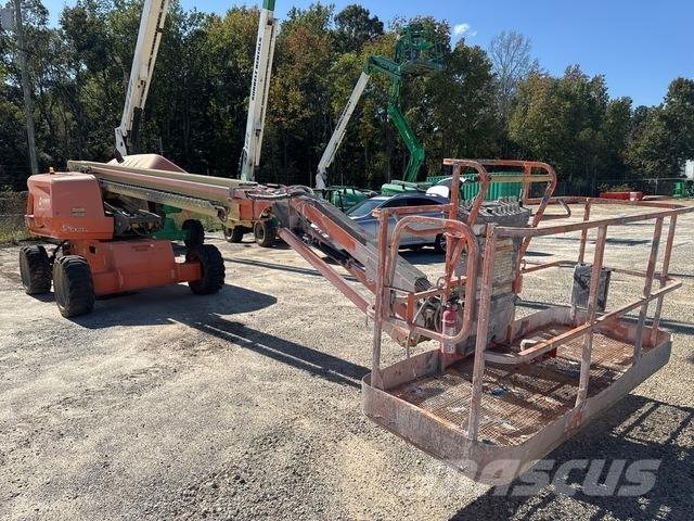 JLG 660SJ Telescopic boom lifts