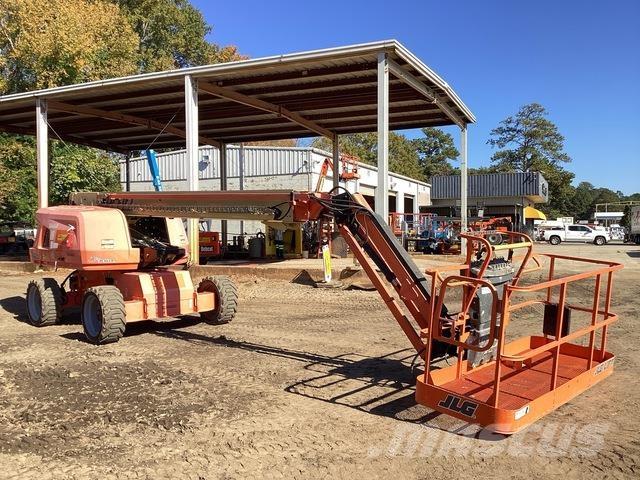 JLG 660SJ Telescopic boom lifts