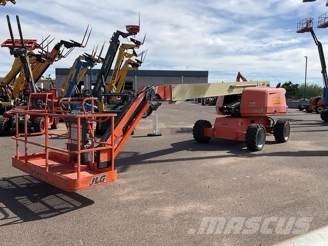 JLG 660SJ Telescopic boom lifts