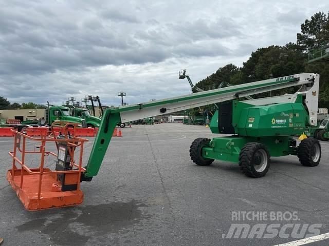 JLG 800A Articulated boom lifts
