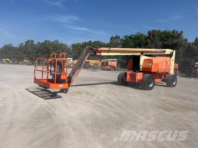 JLG 800AJ Telescopic boom lifts