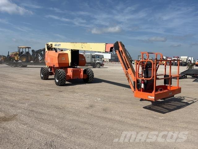 JLG 800AJ Telescopic boom lifts