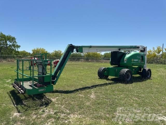 JLG 800AJ Articulated boom lifts