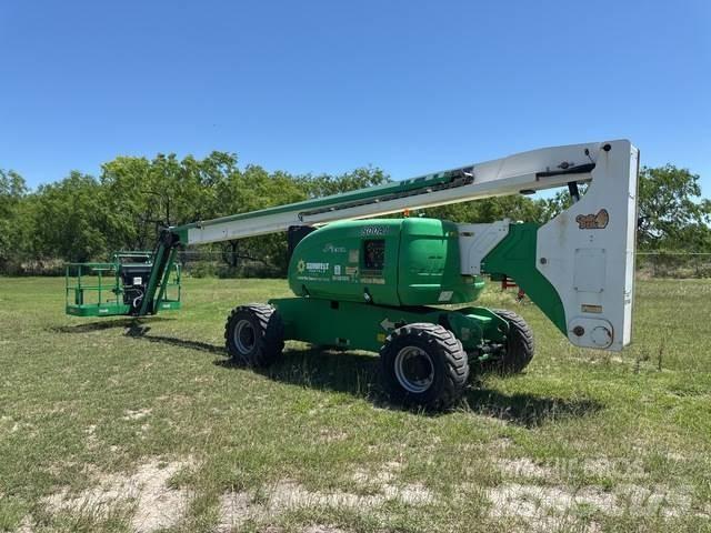 JLG 800AJ Articulated boom lifts