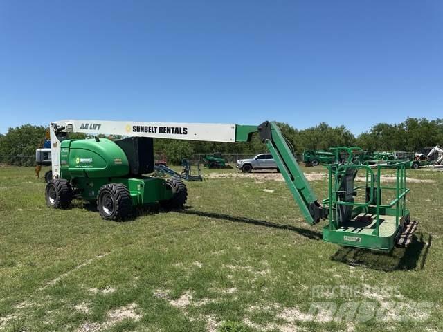 JLG 800AJ Articulated boom lifts