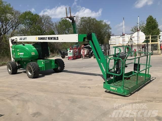 JLG 800AJ Articulated boom lifts