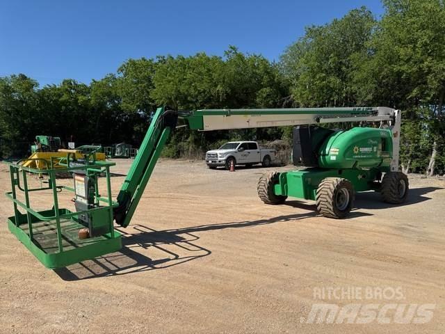 JLG 800AJ Articulated boom lifts