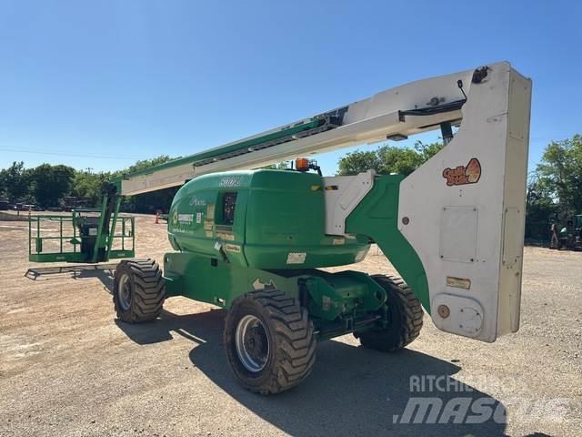 JLG 800AJ Articulated boom lifts