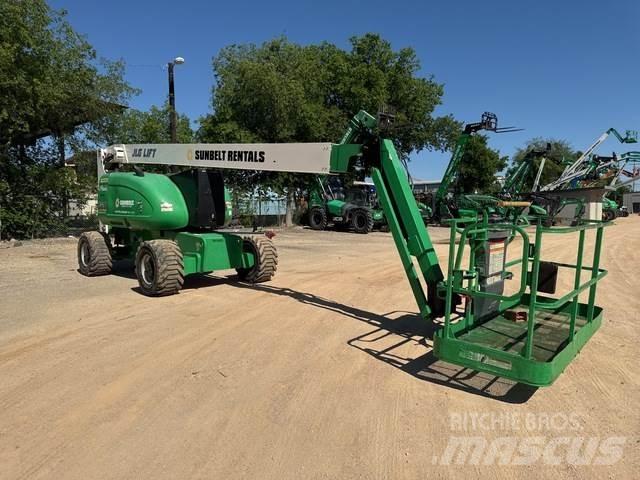 JLG 800AJ Articulated boom lifts