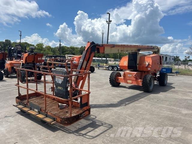 JLG 800AJ Articulated boom lifts