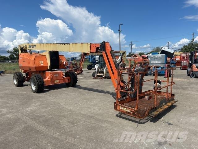 JLG 800AJ Articulated boom lifts