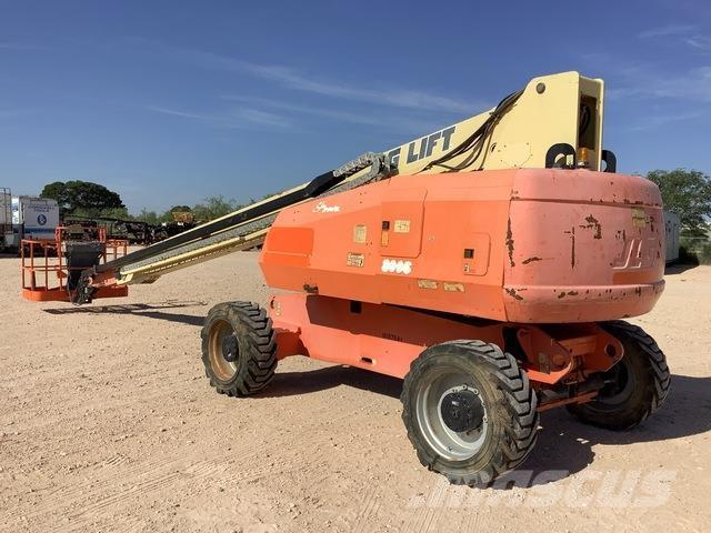 JLG 800S Telescopic boom lifts