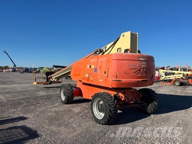 JLG 800S Telescopic boom lifts