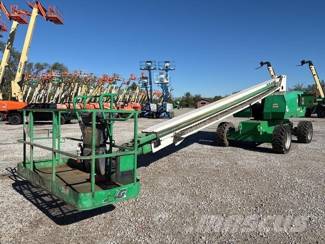 JLG 800S Telescopic boom lifts