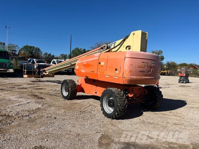 JLG 800S Telescopic boom lifts