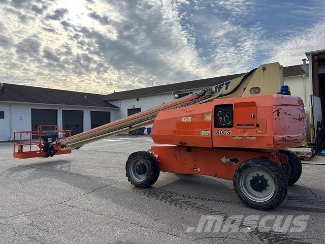JLG 800S Telescopic boom lifts