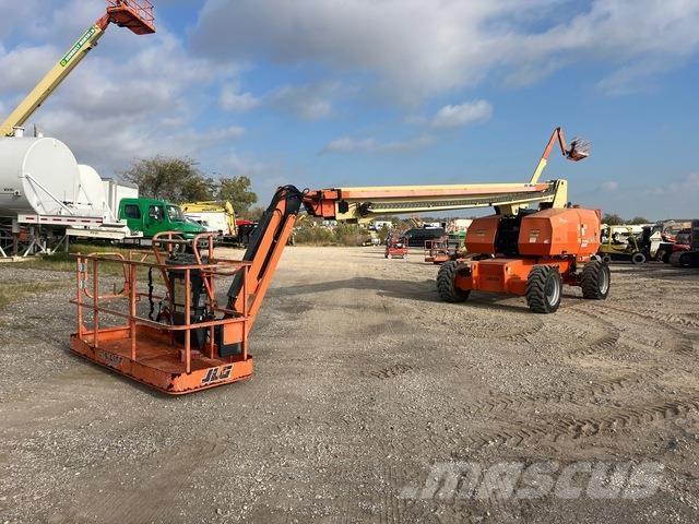 JLG 860SJ Telescopic boom lifts