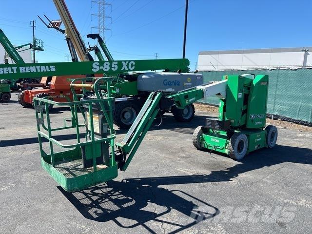 JLG E300 AJP Articulated boom lifts