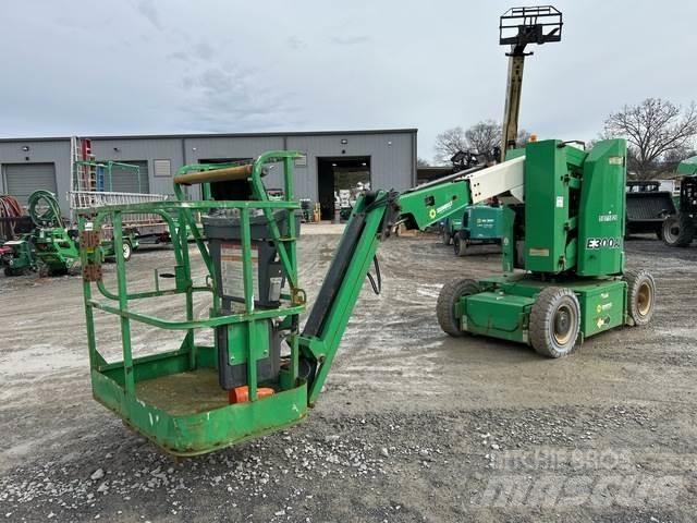 JLG E300AJ Articulated boom lifts