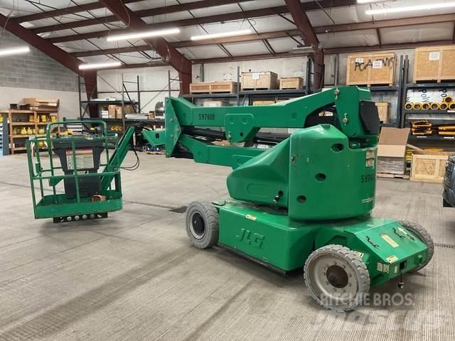 JLG E400AJPN Articulated boom lifts