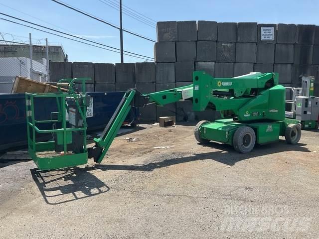 JLG E400AJPN Articulated boom lifts