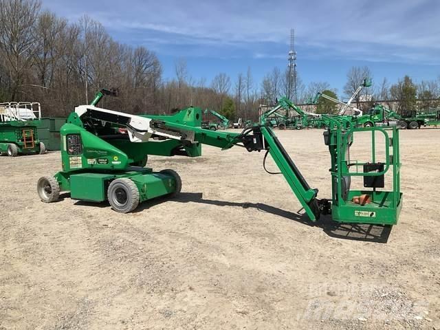 JLG E400AJPN Articulated boom lifts