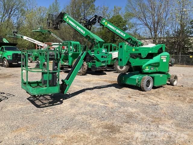 JLG E400AJPN Articulated boom lifts