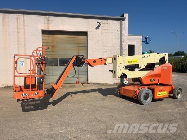 JLG E400AJPN Articulated boom lifts