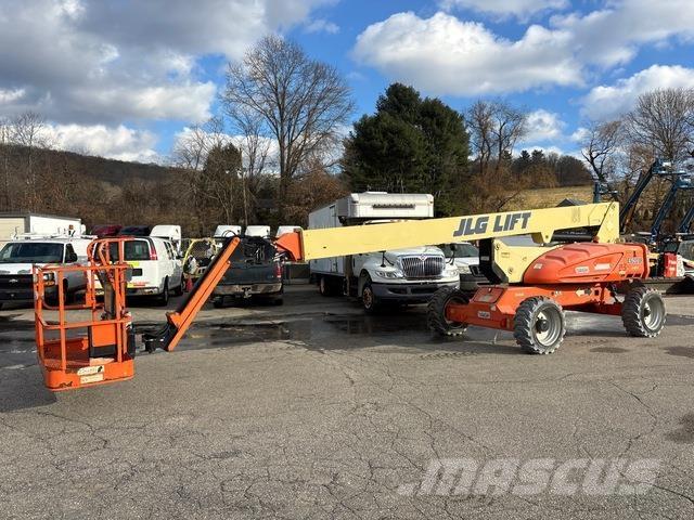 JLG E600JP Articulated boom lifts