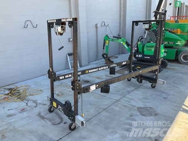 JLG Straddle Other