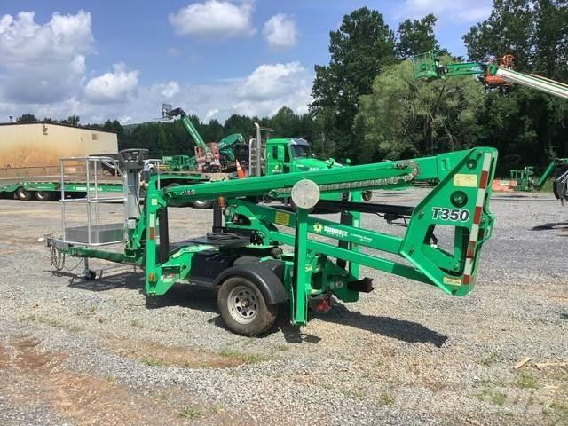 JLG T-350 Trailer mounted platforms