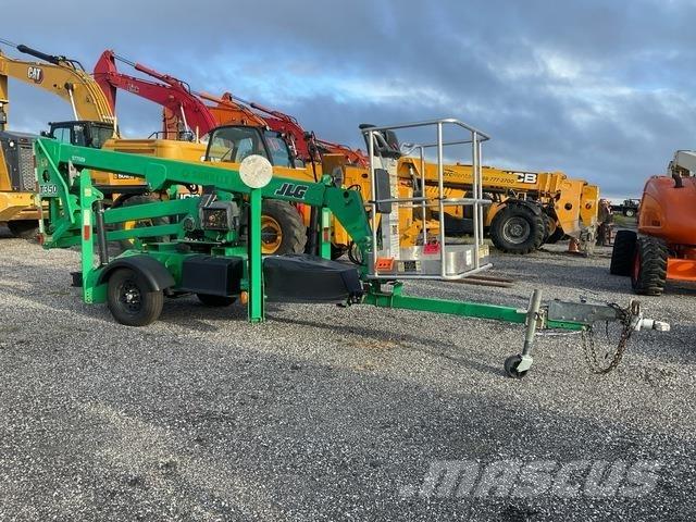 JLG T350 Trailer mounted platforms