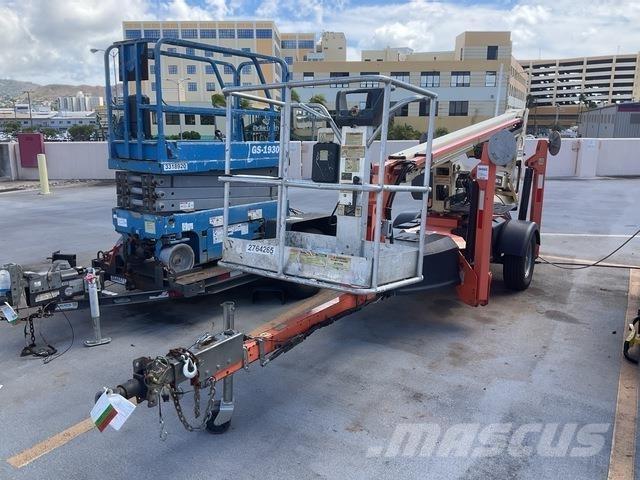 JLG T350 Trailer mounted platforms
