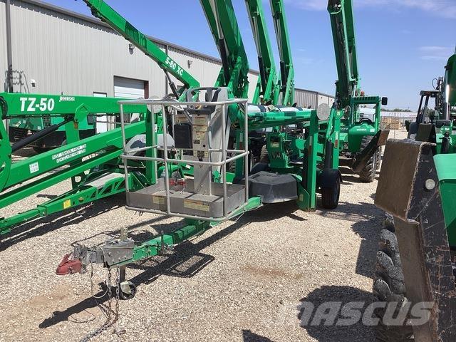 JLG T500J Trailer mounted platforms