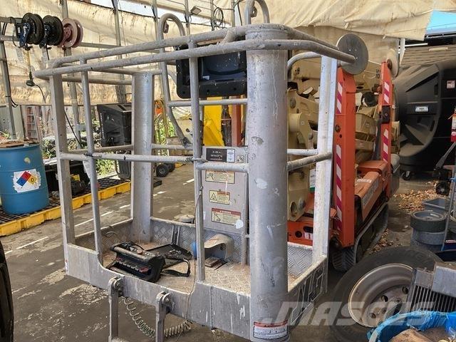 JLG X600AJ Articulated boom lifts