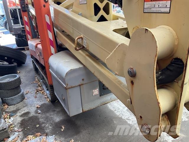 JLG X600AJ Articulated boom lifts