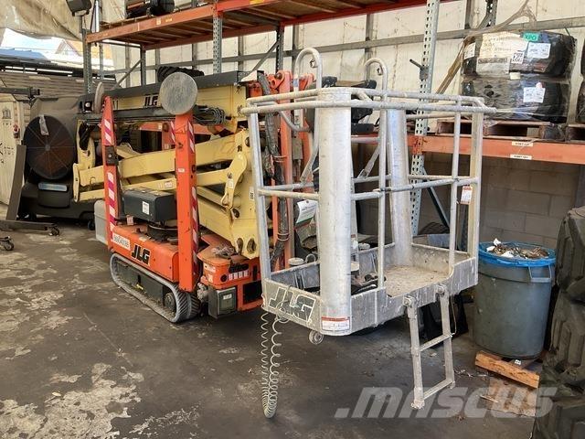JLG X600AJ Articulated boom lifts