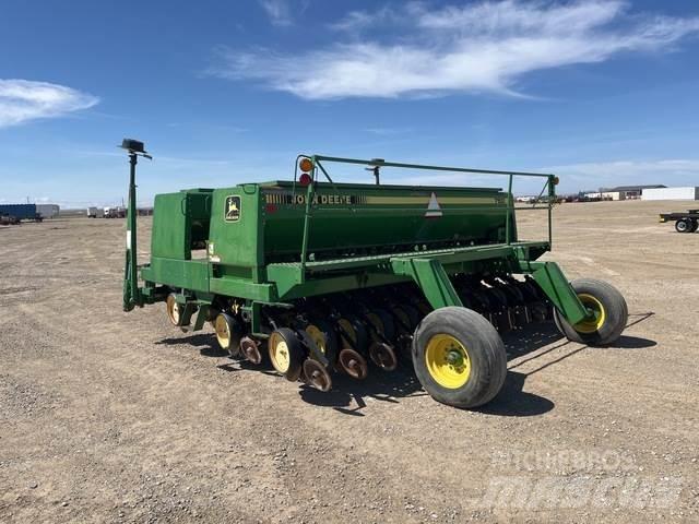 John Deere 750 Drills