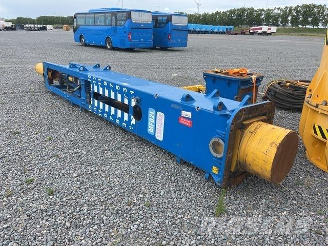 Junttan HHK5S Vibratory pile drivers