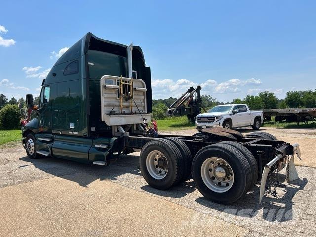 Kenworth T2000 Prime Movers