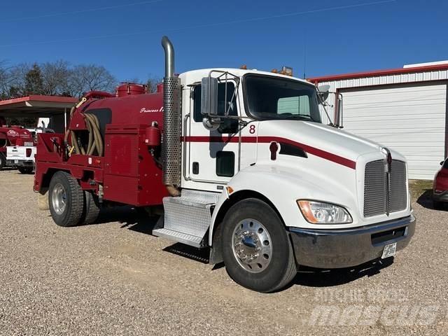 Kenworth T270 Commercial vehicle